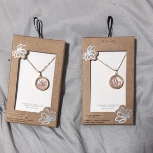 Gold Circular Pendant Necklace
